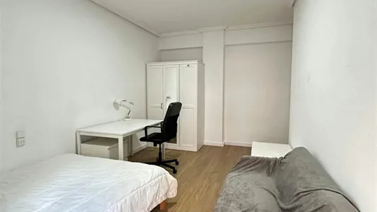 Rooms in Castellón de la Plana/Castelló de la Plana - photo 3