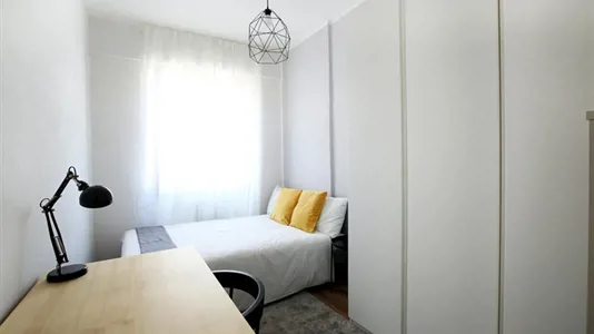 Rooms in Milano Zona 2 - Stazione Centrale, Gorla, Turro, Greco, Crescenzago - photo 1