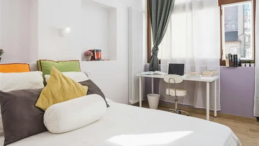 Rooms in Turin - photo 2