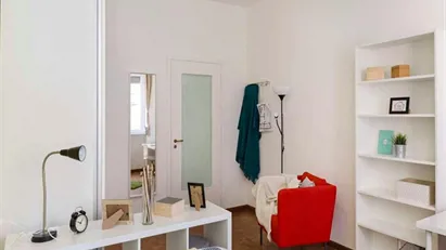 Room for rent in Buccinasco, Lombardia