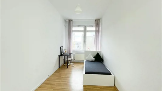 Rooms in Berlin Charlottenburg-Wilmersdorf - photo 1