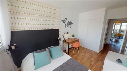 Room for rent in Nanterre, Île-de-France