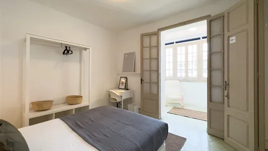 Rooms in Barcelona Eixample - photo 2