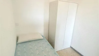 Room for rent in Badalona, Cataluña