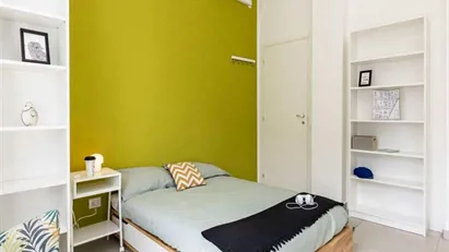 Room for rent in Milano Zona 1 - Centro storico, Milan