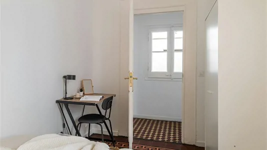 Rooms in Barcelona Ciutat Vella - photo 2