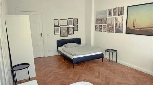 Rooms in Berlin Friedrichshain-Kreuzberg - photo 2