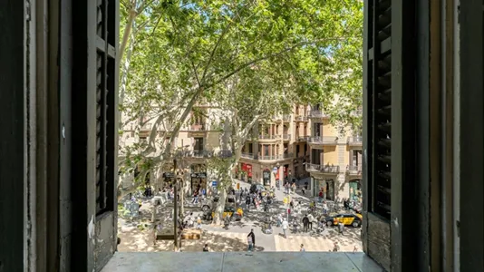 Rooms in Barcelona Ciutat Vella - photo 3