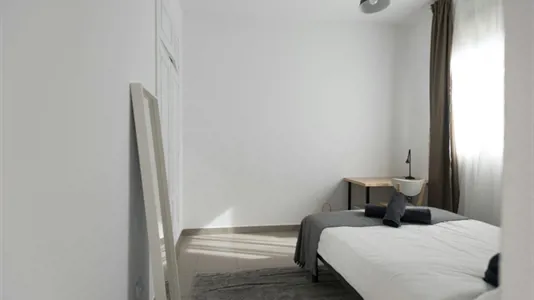 Rooms in Madrid Centro - photo 2