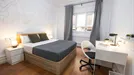 Room for rent, Barcelona Ciutat Vella, Barcelona, &lt;span class=&quot;blurred street&quot; onclick=&quot;ProcessAdRequest(11893533)&quot;&gt;&lt;span class=&quot;hint&quot;&gt;See streetname&lt;/span&gt;[xxxxxxxxxxxxx]&lt;/span&gt;