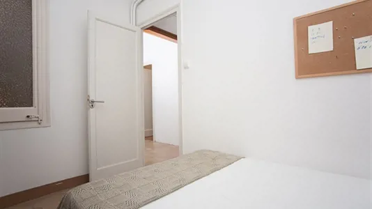 Rooms in Barcelona Eixample - photo 3