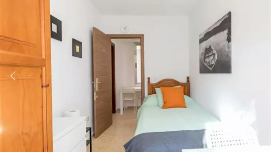 Rooms in Valencia Ciutat Vella - photo 1