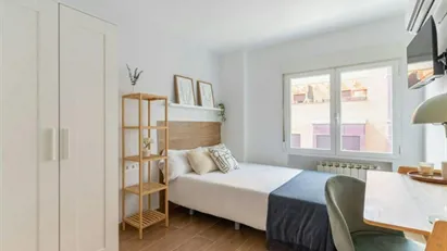 Room for rent in Madrid Carabanchel, Madrid