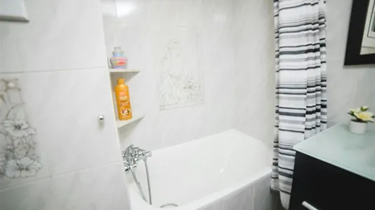 Rooms in L'Hospitalet de Llobregat - photo 3