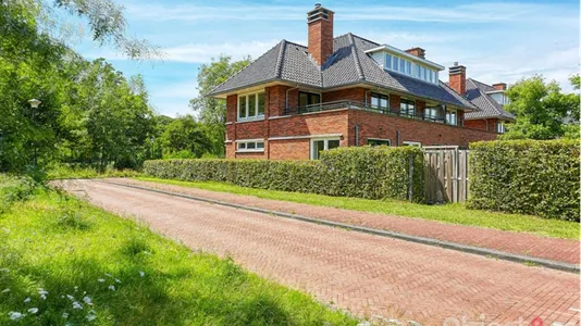 Houses in Rijswijk - photo 1