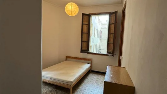 Rooms in Barcelona Ciutat Vella - photo 3