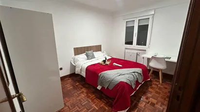 Room for rent in Madrid Moncloa-Aravaca, Madrid