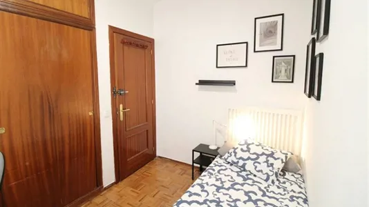 Rooms in Madrid Salamanca - photo 3
