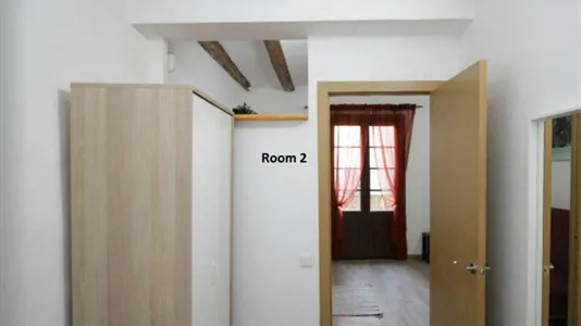 Rooms in Barcelona Ciutat Vella - photo 3