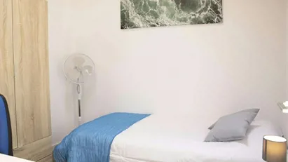 Room for rent in Moncada, Comunidad Valenciana