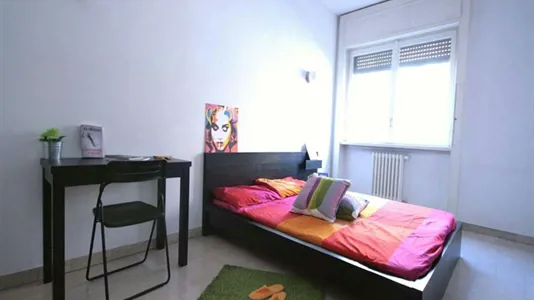 Rooms in Milano Zona 5 - Vigentino, Chiaravalle, Gratosoglio - photo 2