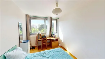 Room for rent in Grenoble, Auvergne-Rhône-Alpes