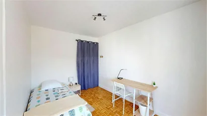 Room for rent in Grenoble, Auvergne-Rhône-Alpes