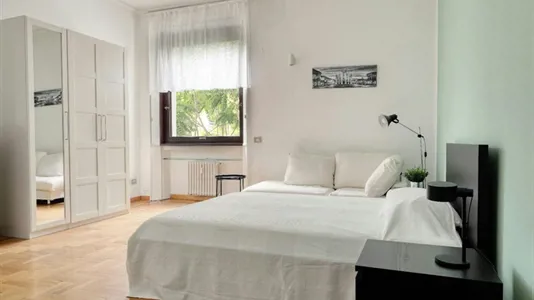 Rooms in Milano Zona 2 - Stazione Centrale, Gorla, Turro, Greco, Crescenzago - photo 1