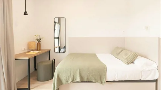 Apartments in Sabadell - photo 3