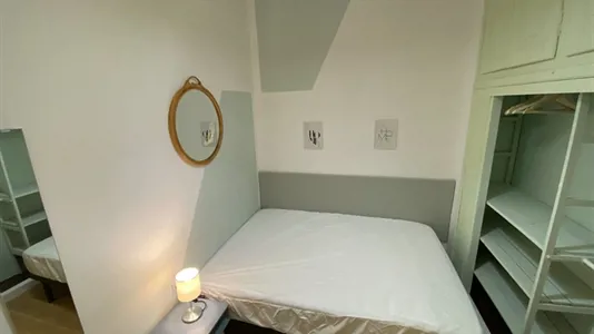 Rooms in Barcelona Ciutat Vella - photo 2