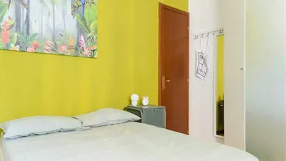 Room for rent in Milano Zona 4 - Vittoria, Forlanini, Milan