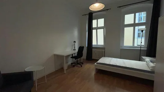 Rooms in Berlin Charlottenburg-Wilmersdorf - photo 2