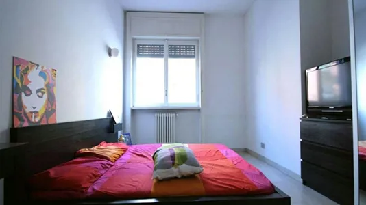 Rooms in Milano Zona 5 - Vigentino, Chiaravalle, Gratosoglio - photo 1