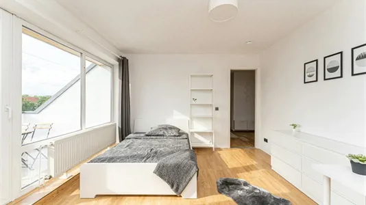 Rooms in Berlin Lichtenberg - photo 1