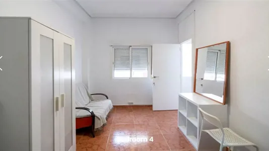 Rooms in Valencia Ciutat Vella - photo 2