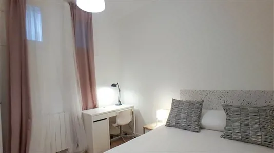 Rooms in Barcelona Eixample - photo 2