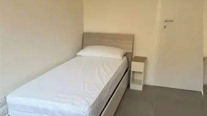 Room for rent in Milano Zona 2 - Stazione Centrale, Gorla, Turro, Greco, Crescenzago, Milan