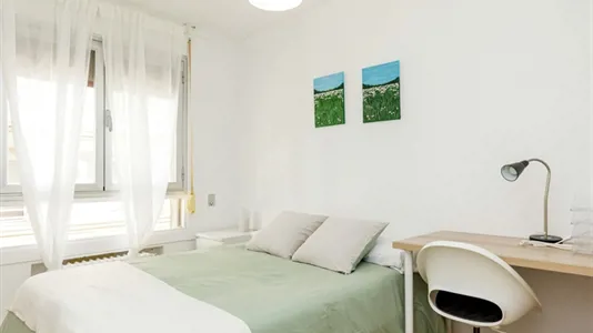 Rooms in Zaragoza - photo 1