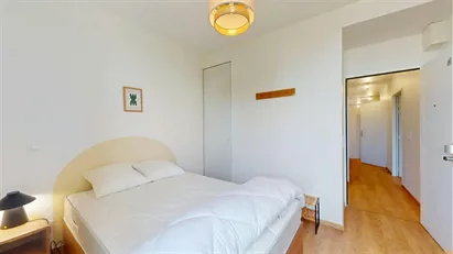 Room for rent in Pontoise, Île-de-France