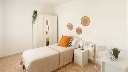 Room for rent in Reus, Cataluña