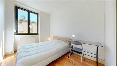 Room for rent in Saint-Étienne, Auvergne-Rhône-Alpes