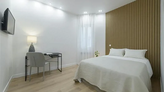 Rooms in Madrid Moncloa-Aravaca - photo 1