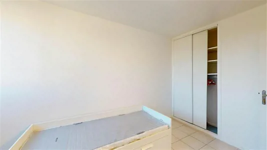 Rooms in Angoulême - photo 1