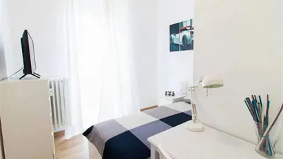 Room for rent in Milano Zona 9 - Porta Garibaldi, Niguarda, Milan