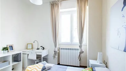 Room for rent in Milano Zona 8 - Fiera, Gallaratese, Quarto Oggiaro, Milan