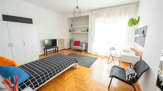 Rooms in Udine - photo 3