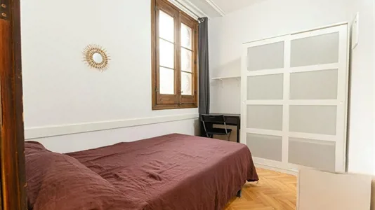 Rooms in Barcelona Ciutat Vella - photo 1