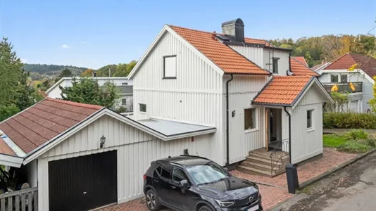 Houses in Norra hisingen - photo 2