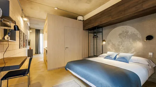 Apartments in Barcelona Ciutat Vella - photo 1