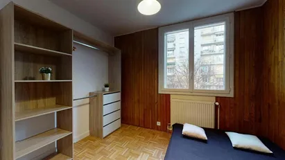 Room for rent in Grenoble, Auvergne-Rhône-Alpes